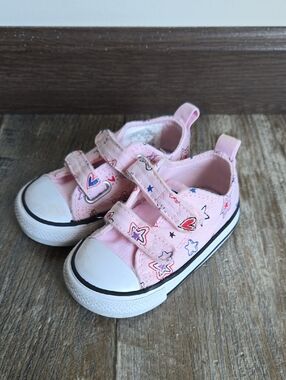 Converse Pink Canvas Kids Sneakers with Star & Heart Motif